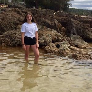 Meet your Posher, Alyssia